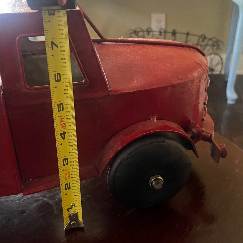 Classic Red Truck Decor - Picture 4 of 6